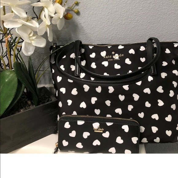 Kate spade heart nylon tote and leather wallet!! - Picture 1 of 5